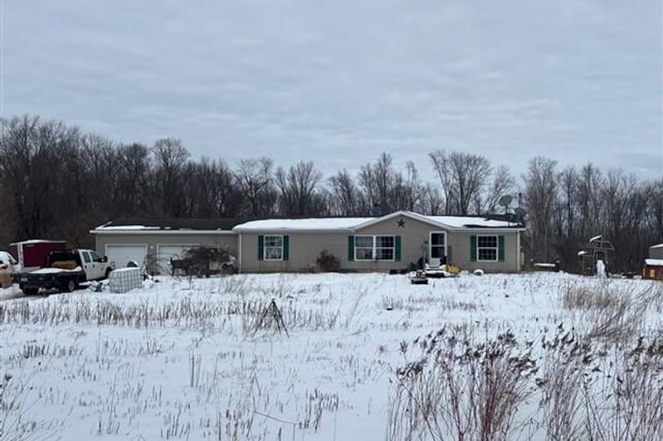 35910 72nd Ave Decatur, MI 49045, Van Buren County
