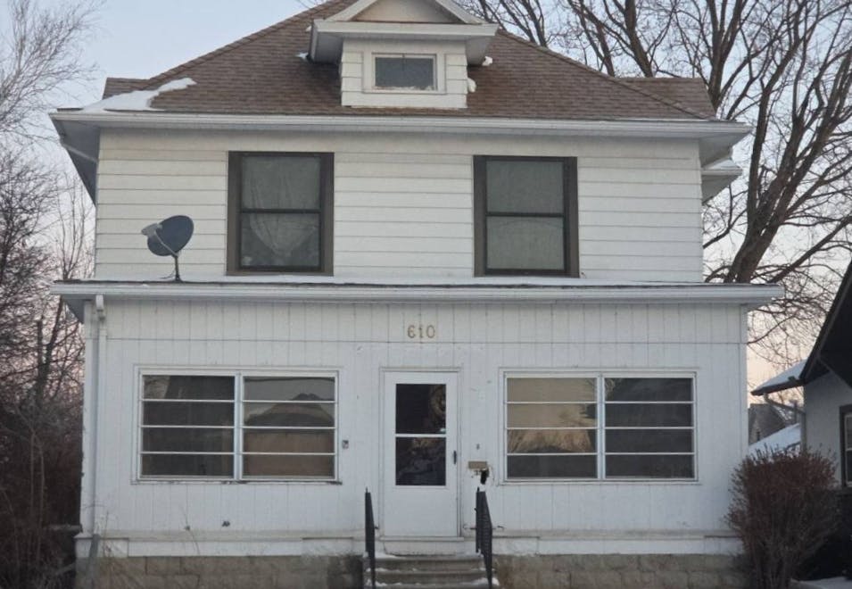 610 4th Avenue Northwest Austin, MN 55912, Austin County