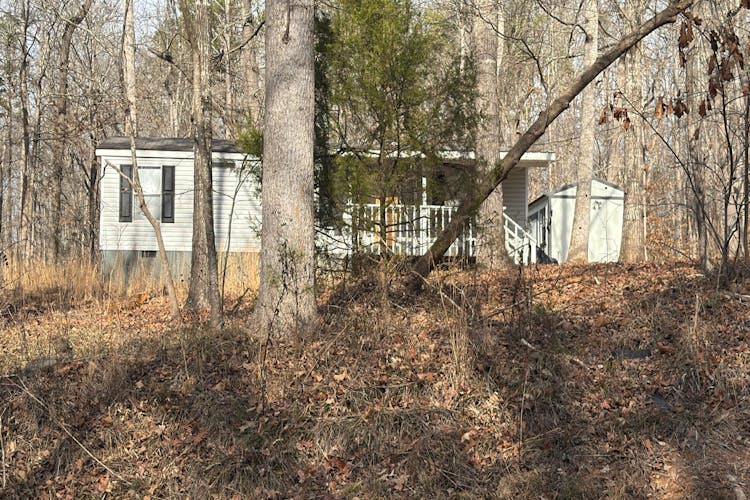 84 River Point Rd Martin, GA 30557, Stephens County