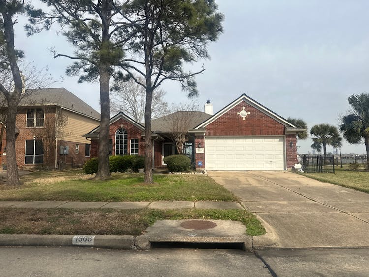 1506 Mija Ln Seabrook, TX 77586, Harris County