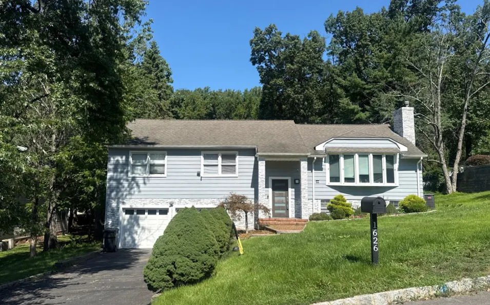 1626 Larkspur Drive Mountainside, NJ 07092, Union County