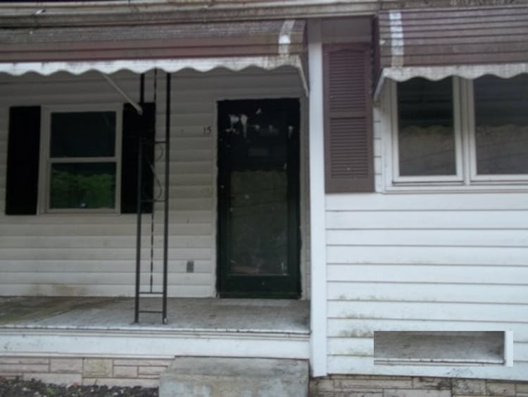15 Monroe St Rivesville, WV 26588, Marion County