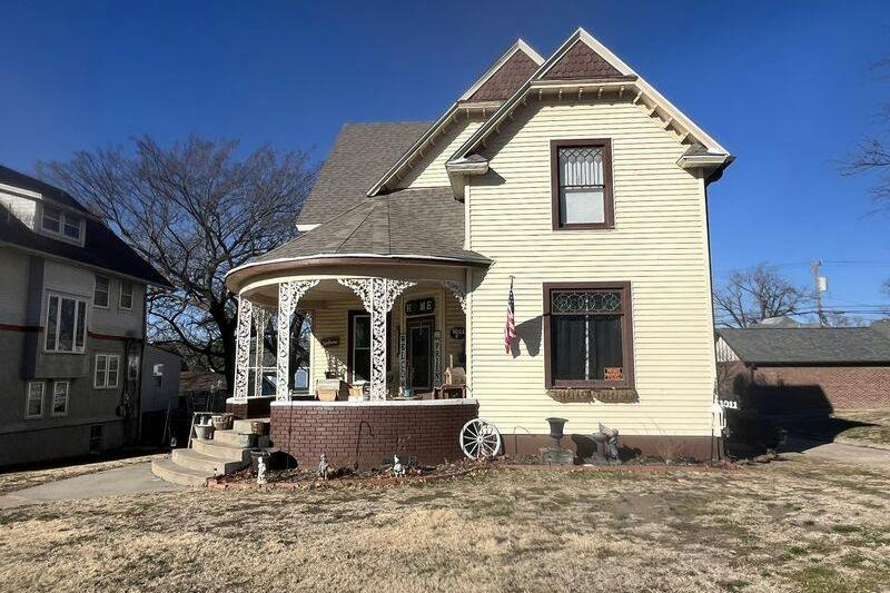 E St, Fairbury, NE 68352