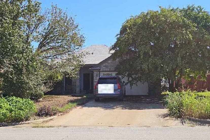 2027 Herald Dr
