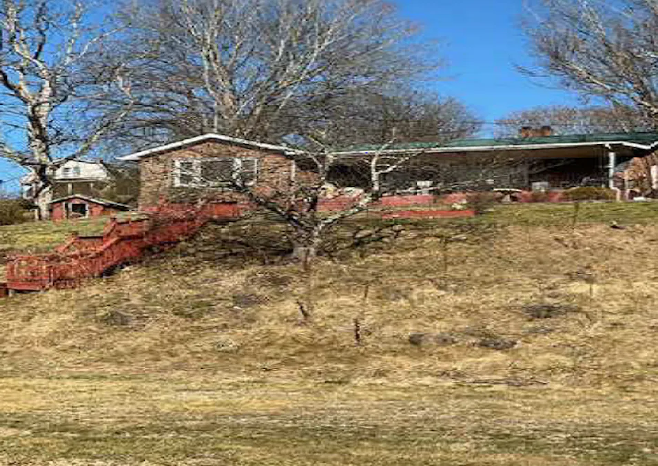 4663 Ivanhoe Rd Ivanhoe, VA 24350, Wythe County