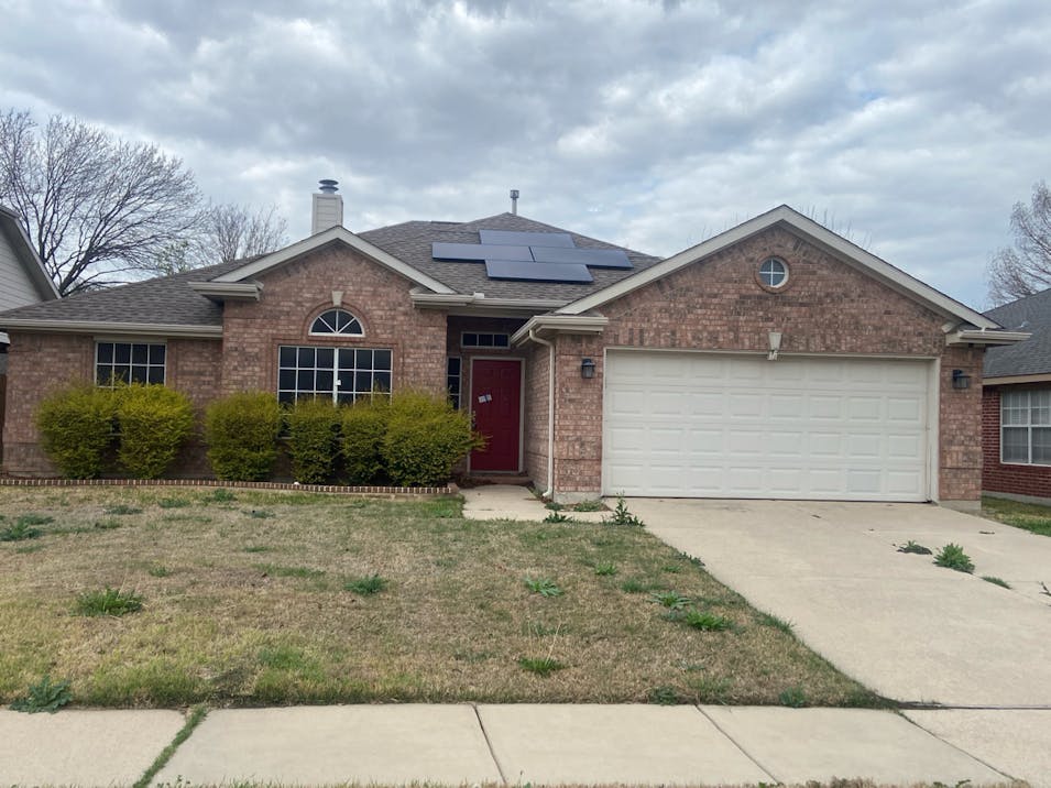1070 Hillwood Drive Saginaw, TX 76179, Tarrant County