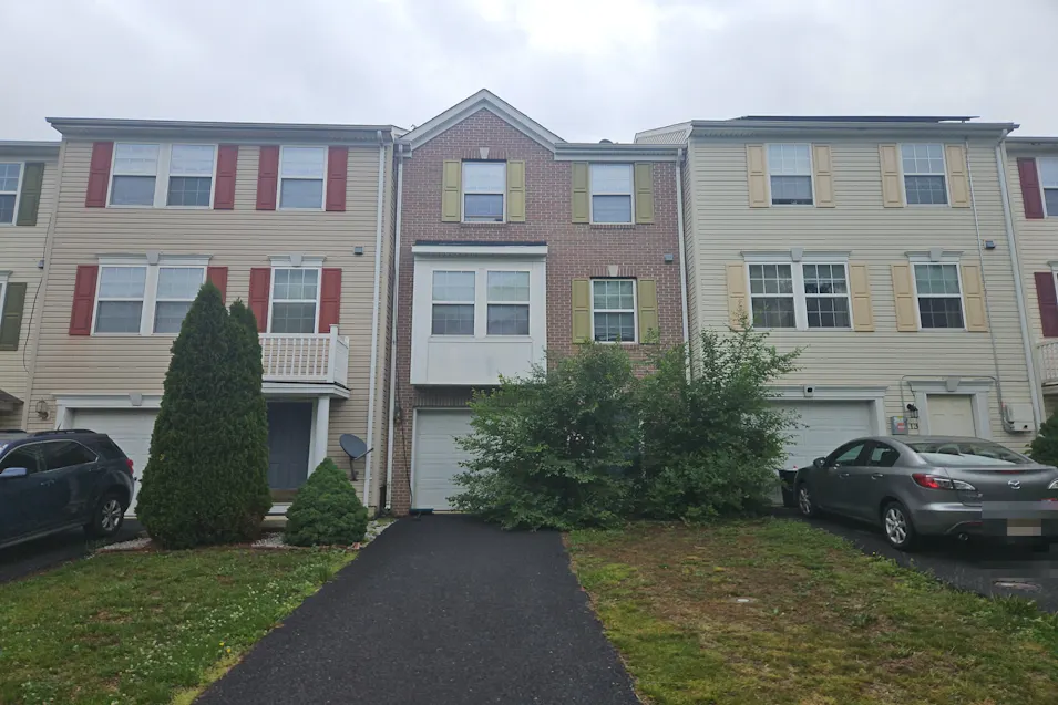 111 Aero St Martinsburg, WV 25401, Berkeley County