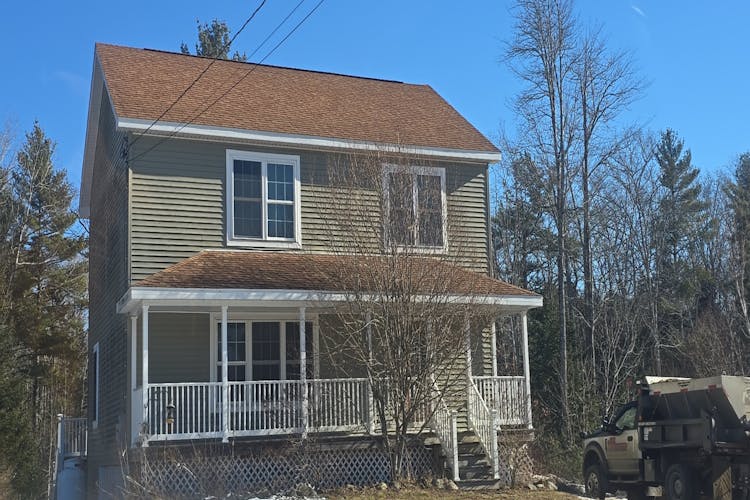 87 Maurice Avenue Thomaston, ME 04861, Knox County