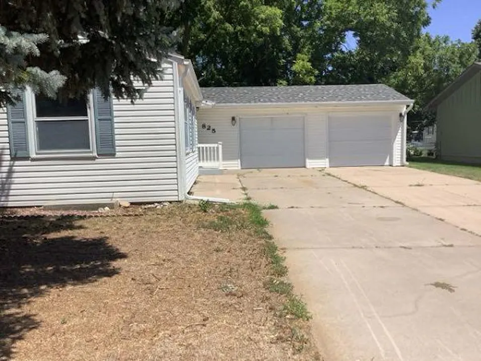 825 E J St Ogallala, NE 69153, Keith County