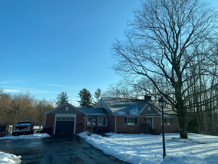 770 Salisbury Street Holden, MA 01520, Worcester County