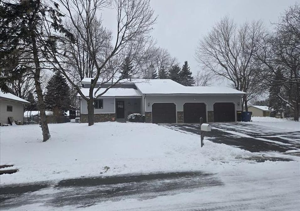 1182 Limestone Drive S Shakopee, MN 55379, Scott County