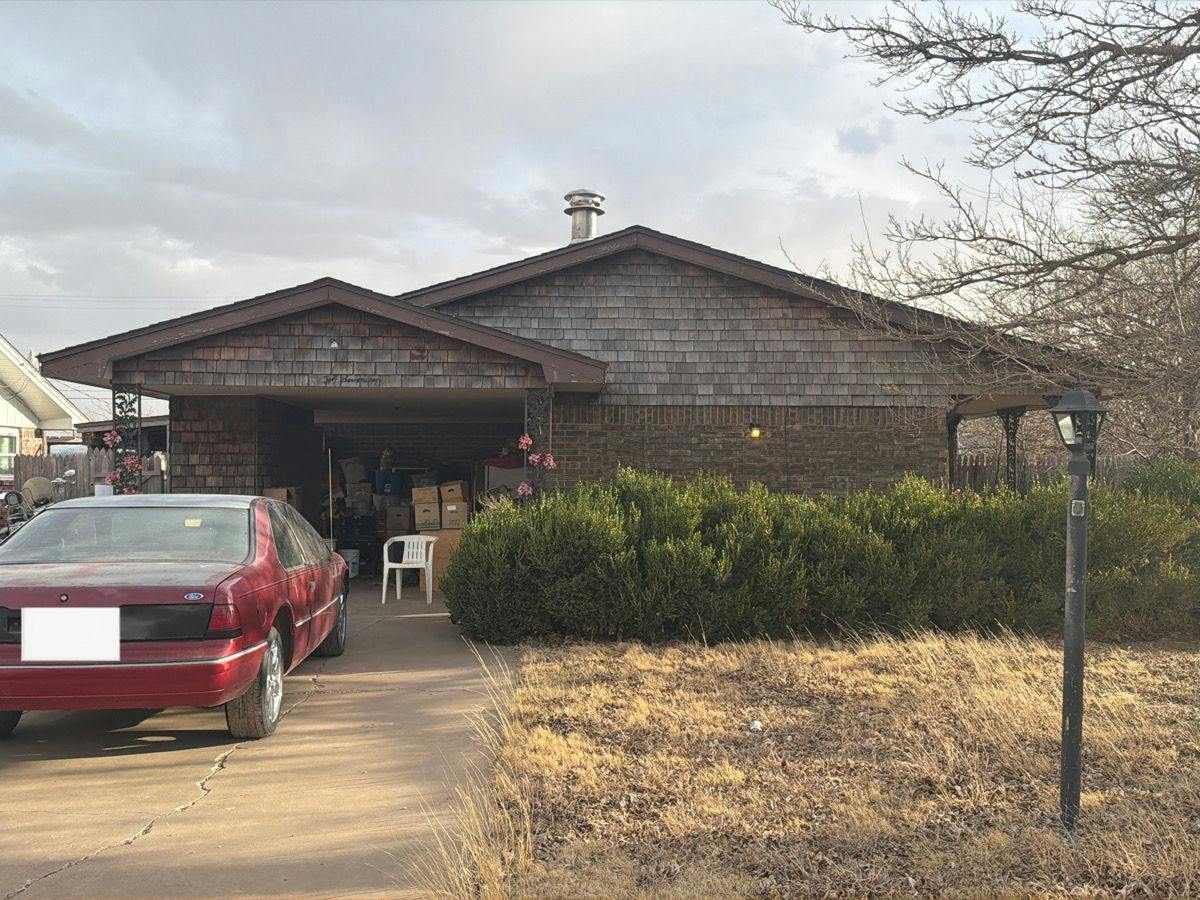 10th St, Tulia, TX 79088