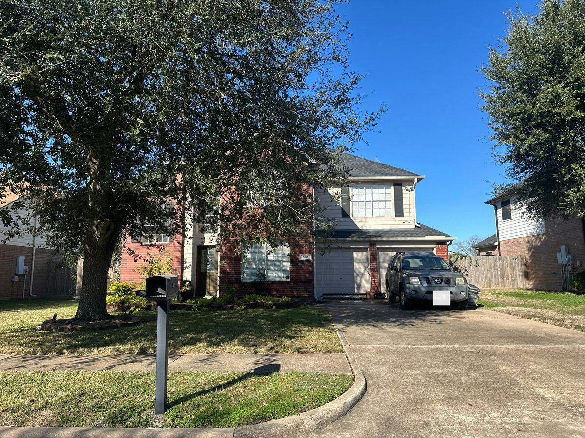 Wynfield Dr, Deer Park, TX 77536