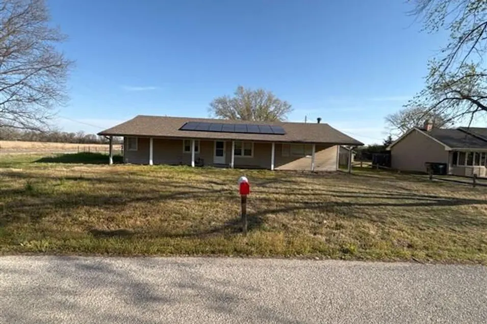 2800e 21st Av Hutchinson, KS 67502, Reno County