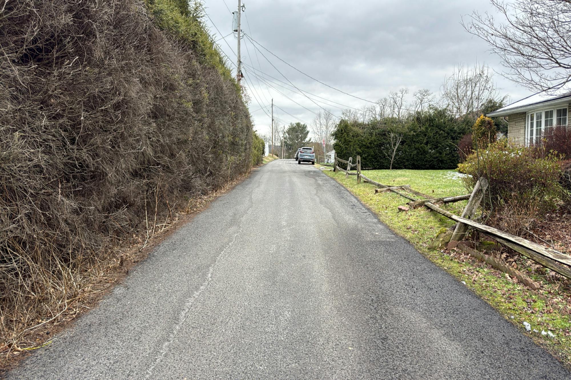 Katherine St, Fairmont, WV 26554