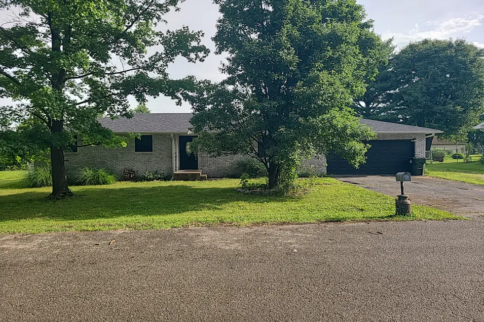 311 W Alice St Mount Vernon, MO 65712, Lawrence County
