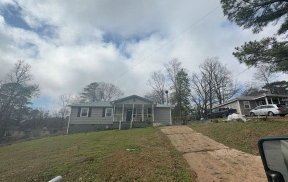 2228 7th St NE Center Point, AL 35215, Jefferson County