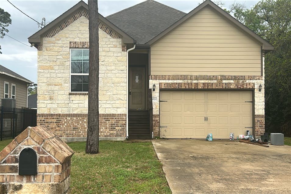 3520 Timber Dr Dickinson, TX 77539, Galveston County