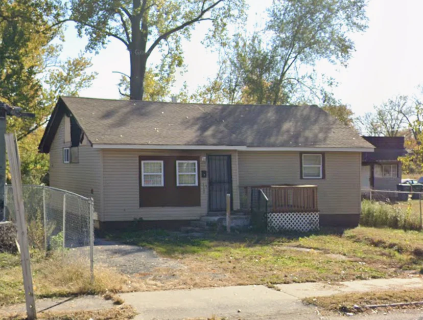 5260 Forest Blvd