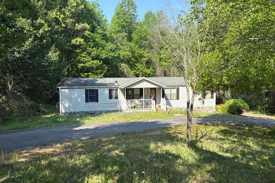 1056 Keller Rd Mount Airy, GA 30563, Habersham County