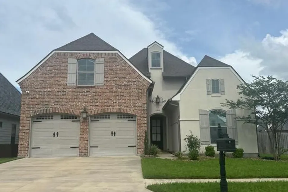 200 Santander Dr Youngsville, LA 70592, Lafayette County
