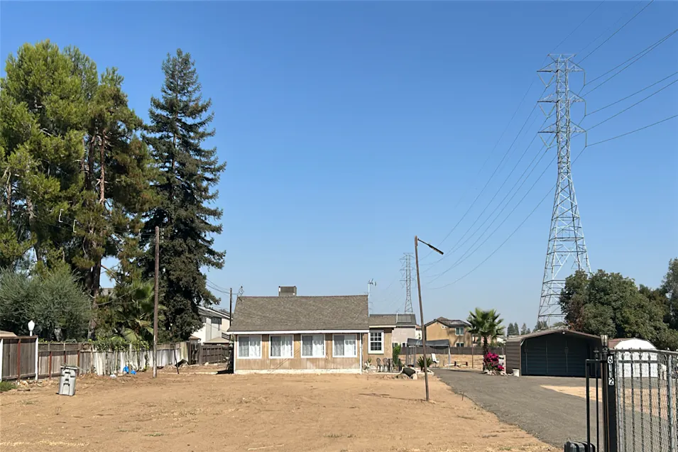 6112 W Ashlan Ave Fresno, CA 93723, Fresno County