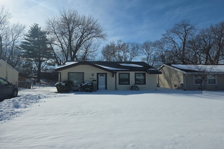 12245 Bennington Pl Maryland Heights, MO 63043, St. Louis County