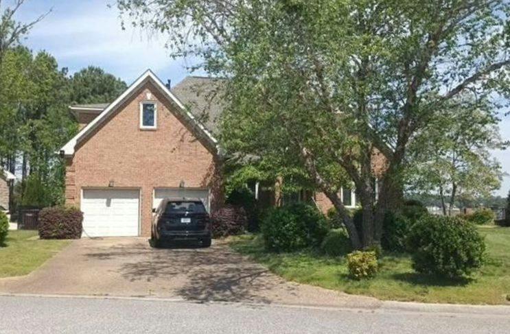 Lancing Crest Ln, Chesapeake, VA 23323