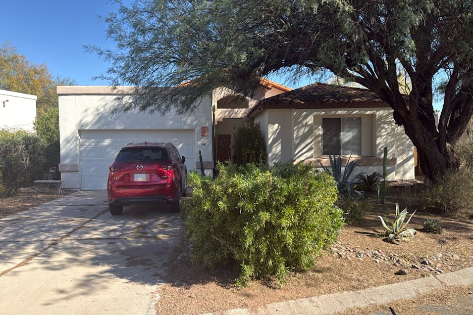 10230 N Fox Hunt Ln Tucson, AZ 85737, Pima County