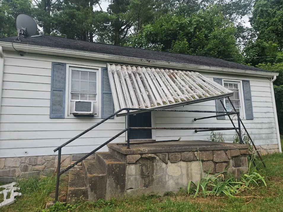 7632 Bent Mountain Road Roanoke, VA 24018, Roanoke County