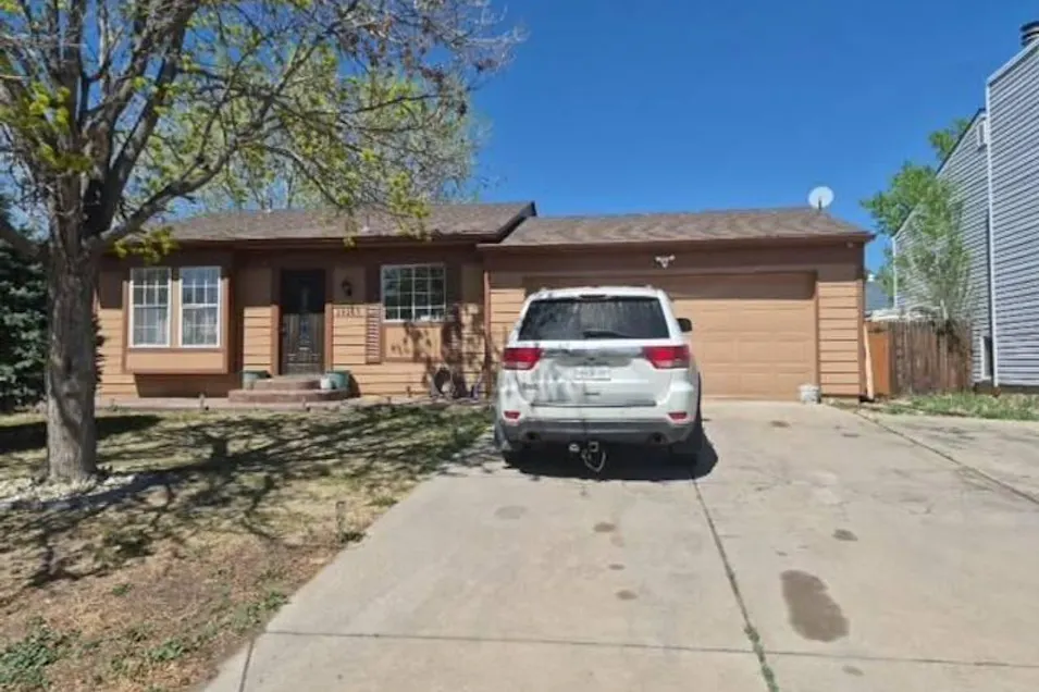 19213 Montview Blvd Aurora, CO 80011, Adams County