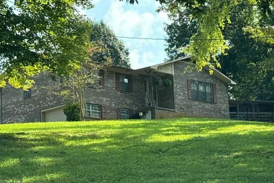 801 County Road 422 Englewood, TN 37329, McMinn County