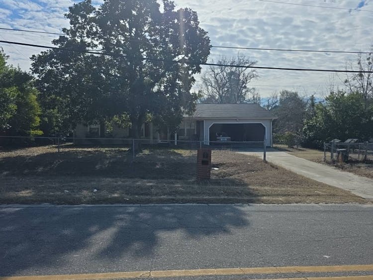 104 Broad Street East Dublin, GA 31027, Laurens County