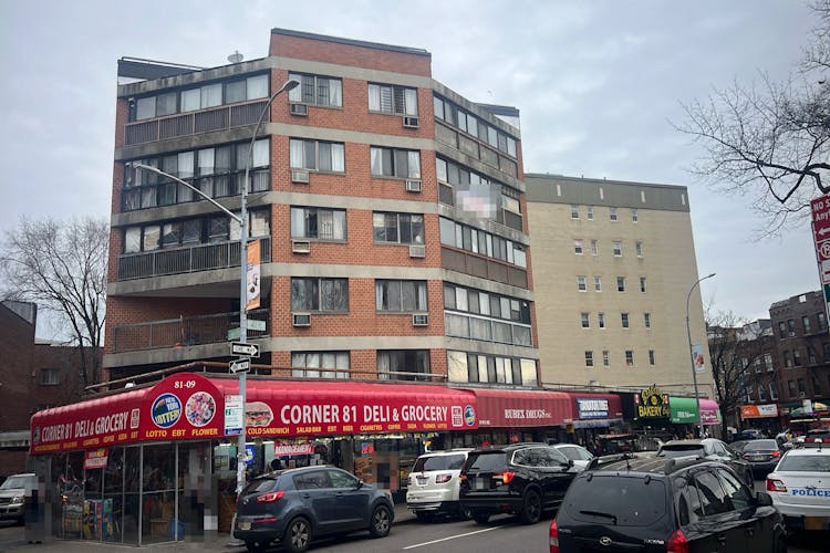 81-09 41st Avenue Unit 5d Elmhurst, NY 11373, Queens County