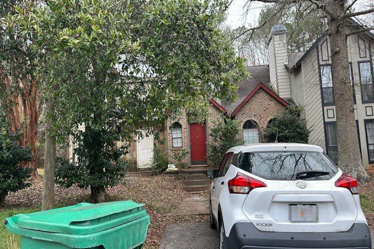 818 Heritage Oaks Dr Stone Mountain, GA 30088, Dekalb County