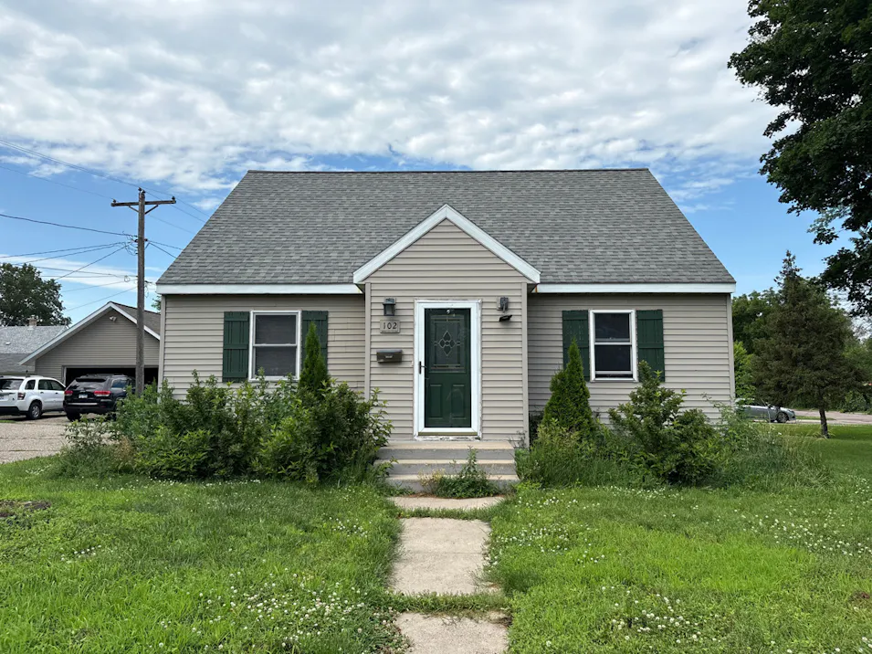 102 Cleveland Ave North Mankato, MN 56003, Nicollet County