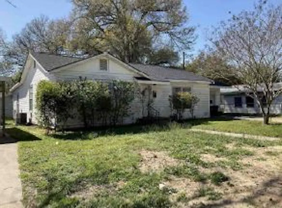 607 Marshall St Rockdale, TX 76567, Milam County