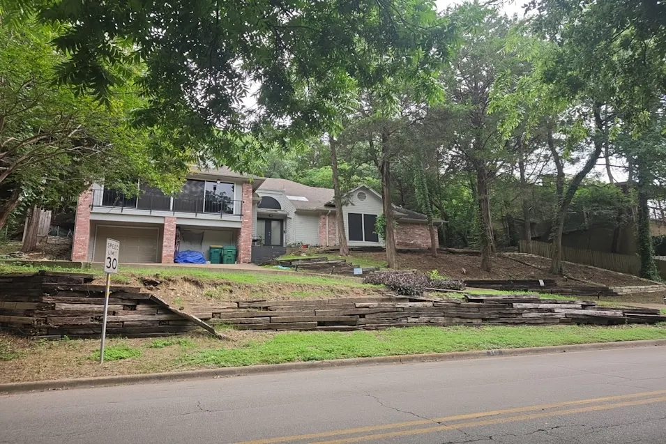 900 Sleepy Hollow Dr Cedar Hill, TX 75104, Dallas County