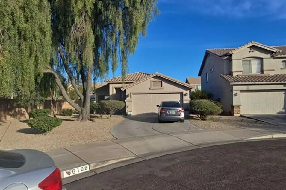 6108 S 37th Dr Phoenix, AZ 85041, Maricopa County