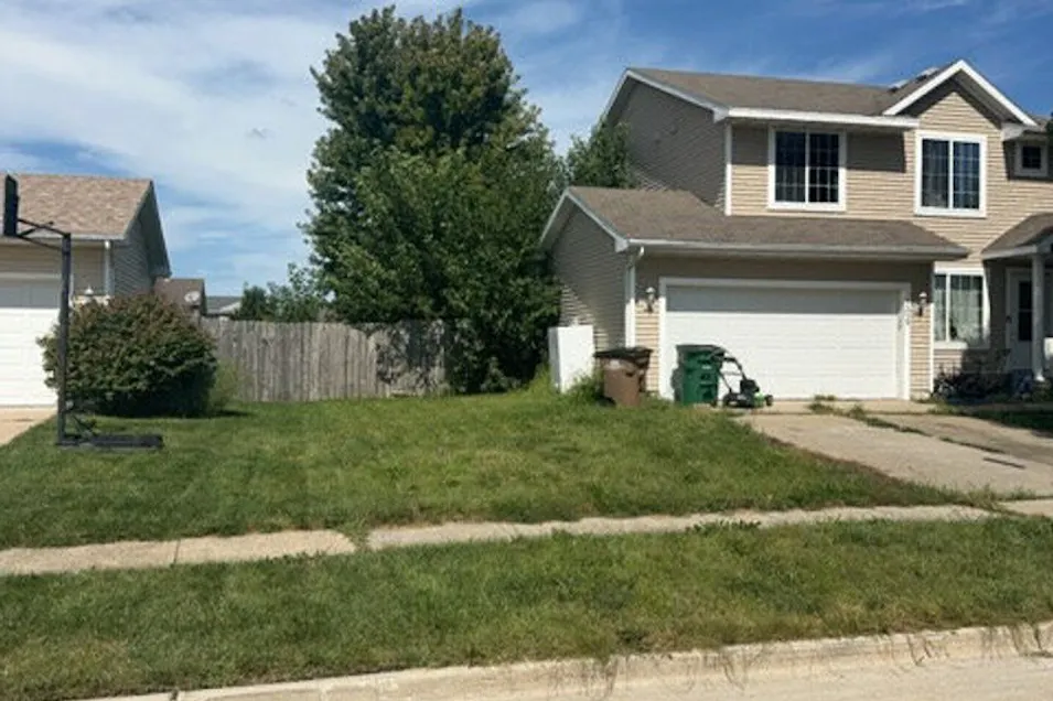 104 Walnut Dr NW Bondurant, IA 50035, Polk County