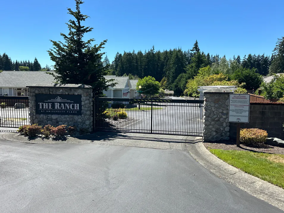 6909 38th Street Court West University Place, WA 98466, Pierce County