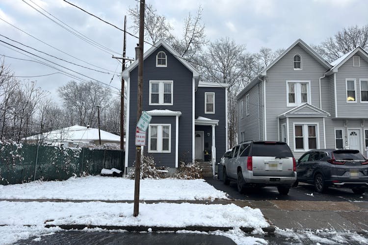 32 Meadow St East Orange, NJ 07017, Essex County