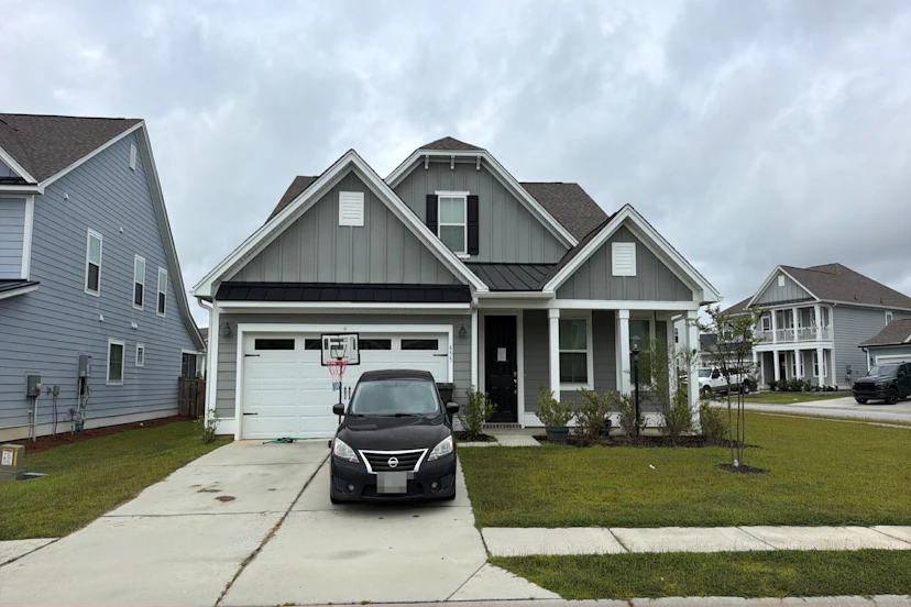 655 Black Pine Rd
