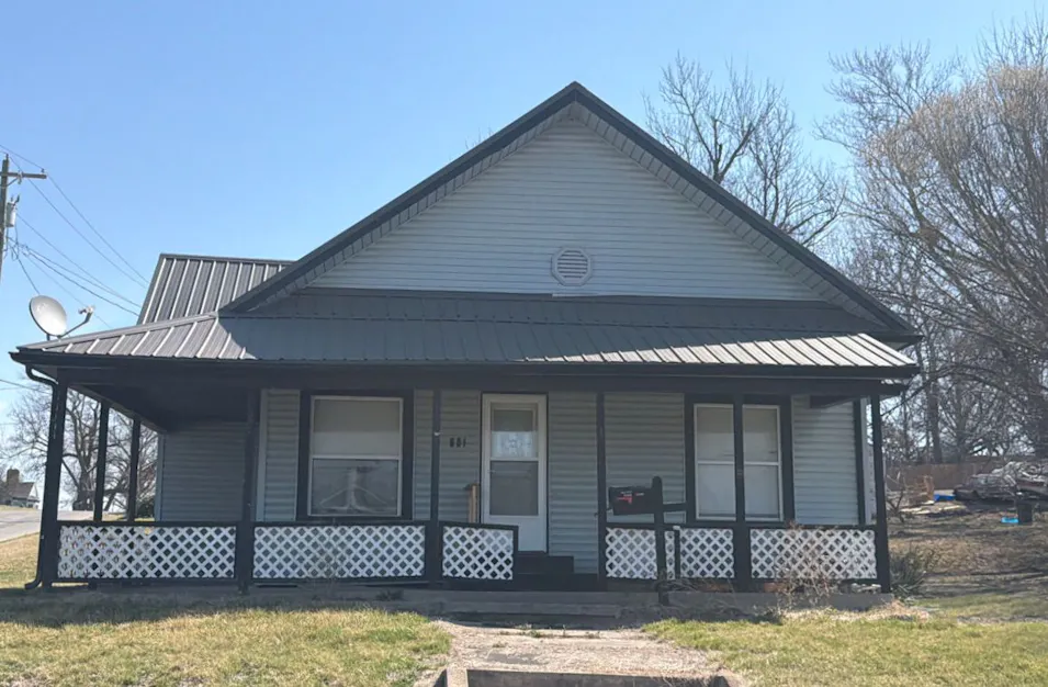 601 S 12th St Bethany, MO 64424, Harrison County