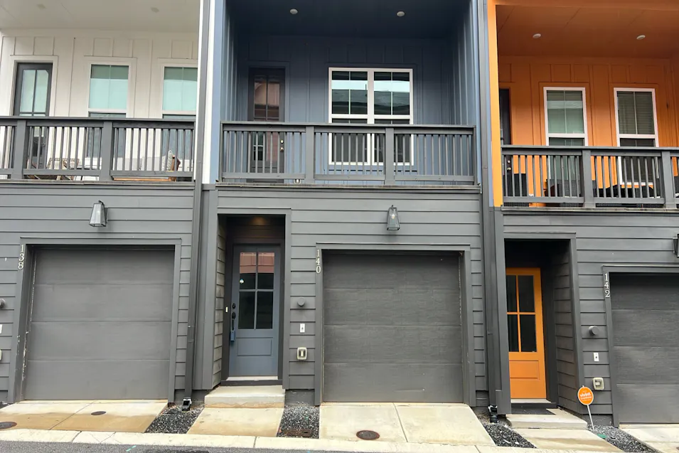 140 Color Circle Atlanta, GA 30317, Dekalb County