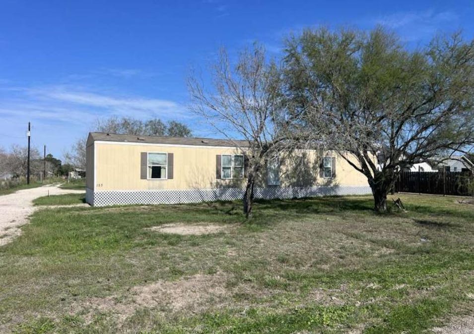 153 County Road 6002 Skidmore, TX 78389, Bee County