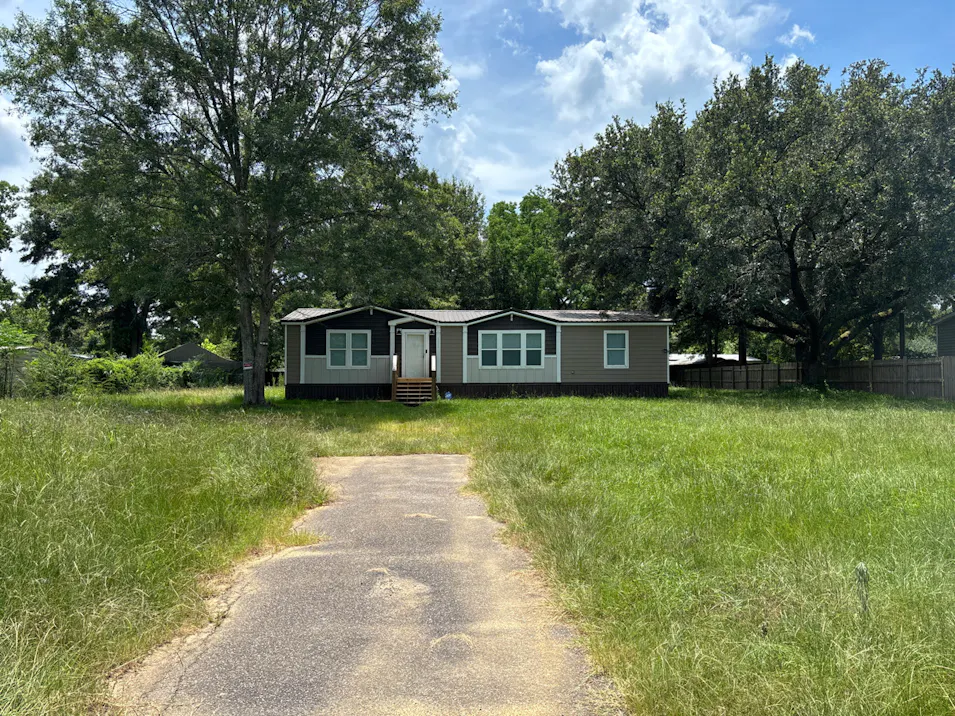 8899 Howells Ferry Road Semmes, AL 36575, Mobile County