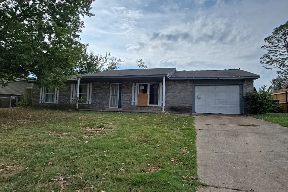 907 Pecan Ln Claremore, OK 74017, Rogers County