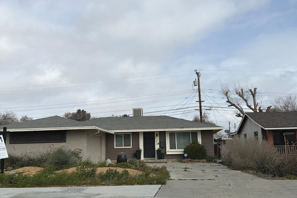 1029 W Avenue H8 Lancaster, CA 93534, Los Angeles County