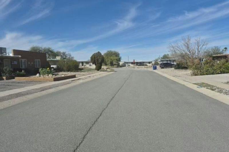 Rose Dr, Tucson, AZ 85730